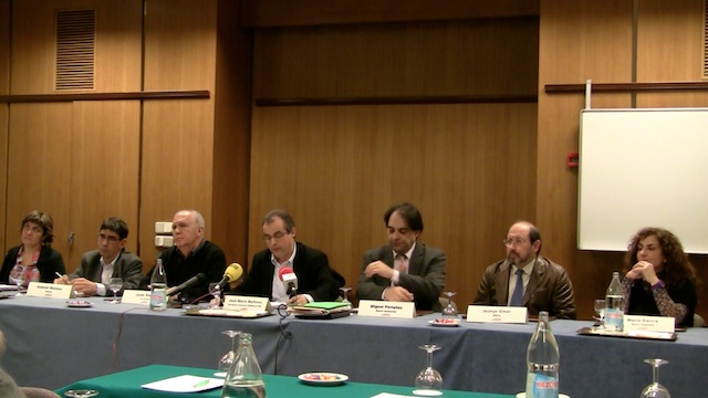 ¿Los apoyos externos deberían implicar una participación del poder público en el gobierno de las entidades?